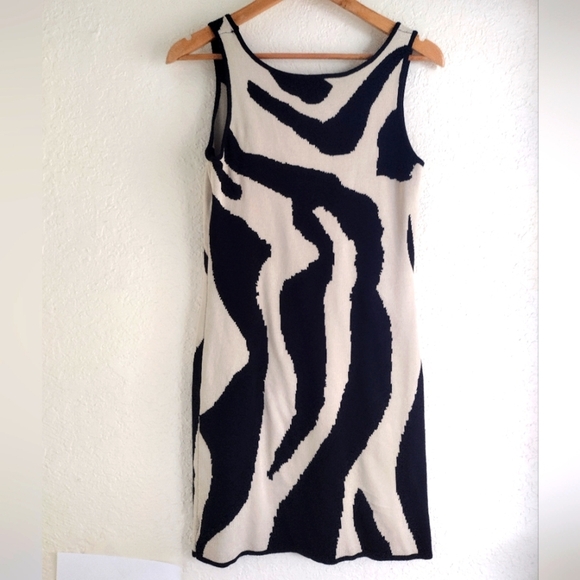 Micas Curve Zebra Print Sleeveless Knit Mini Dress - Picture 10 of 10